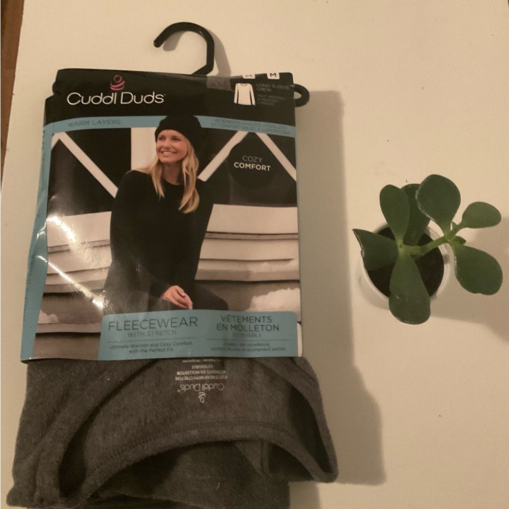 ⭐️FREE - 🛍️NWT Fleecewear (Stretch) - Warm Leayers
